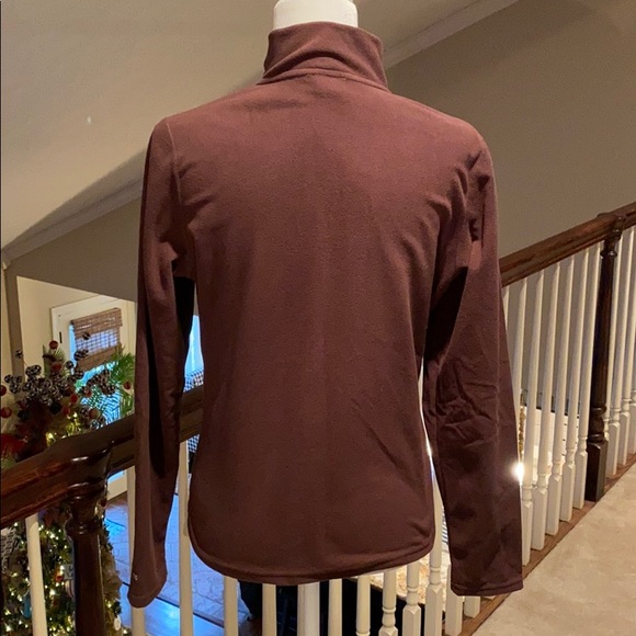 North Face Pullover - Picture 3 of 3